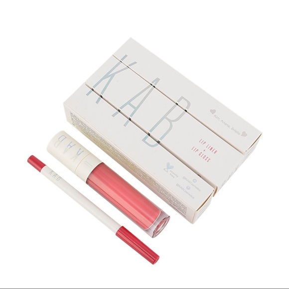Kab | Lipgloss and lip liner duo in Charming - Picture 3 of 9